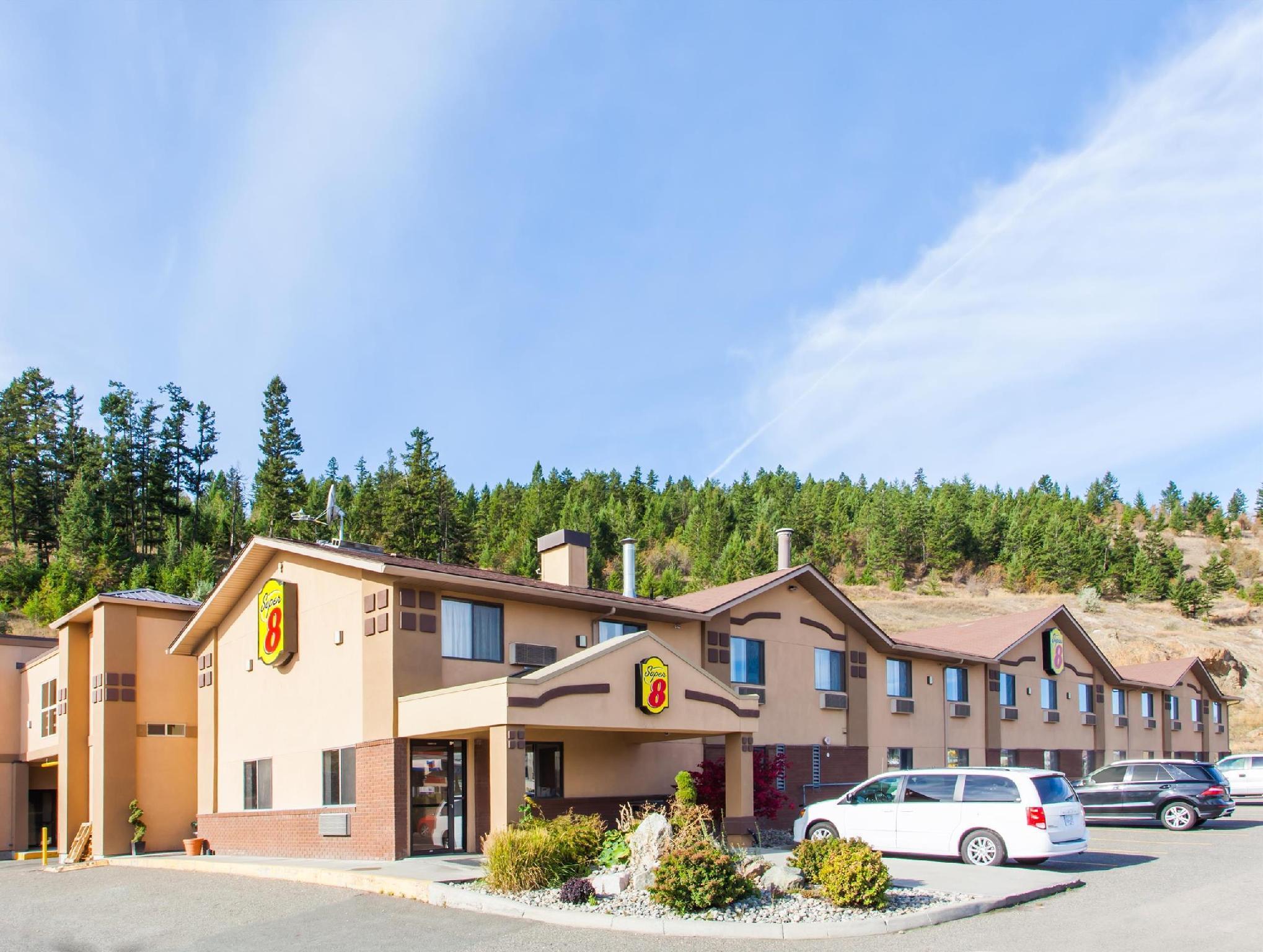 Super 8 By Wyndham Kamloops On The Hill Hotell Exteriör bild