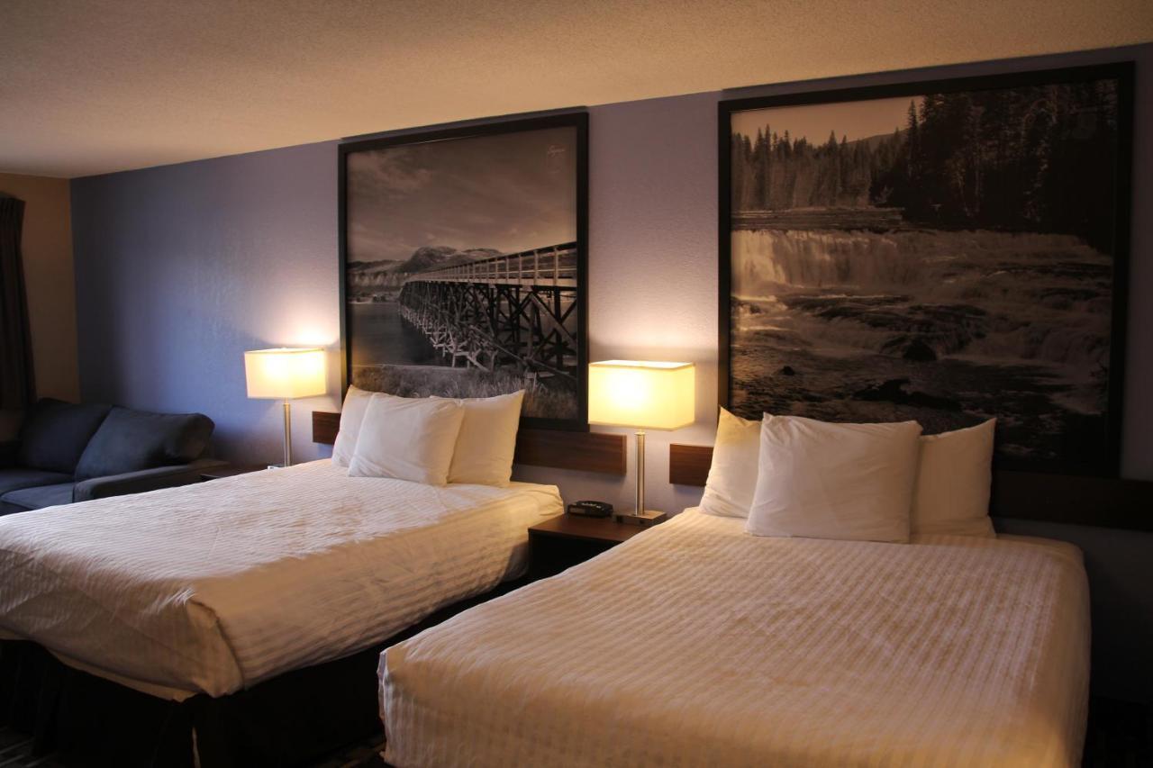 Super 8 By Wyndham Kamloops On The Hill Hotell Exteriör bild